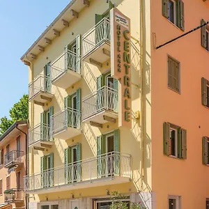 Hotel Centrale 4*, Garda (Verona) Italy