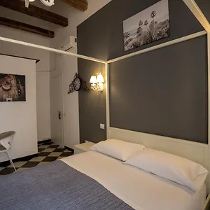 Mani Guest house